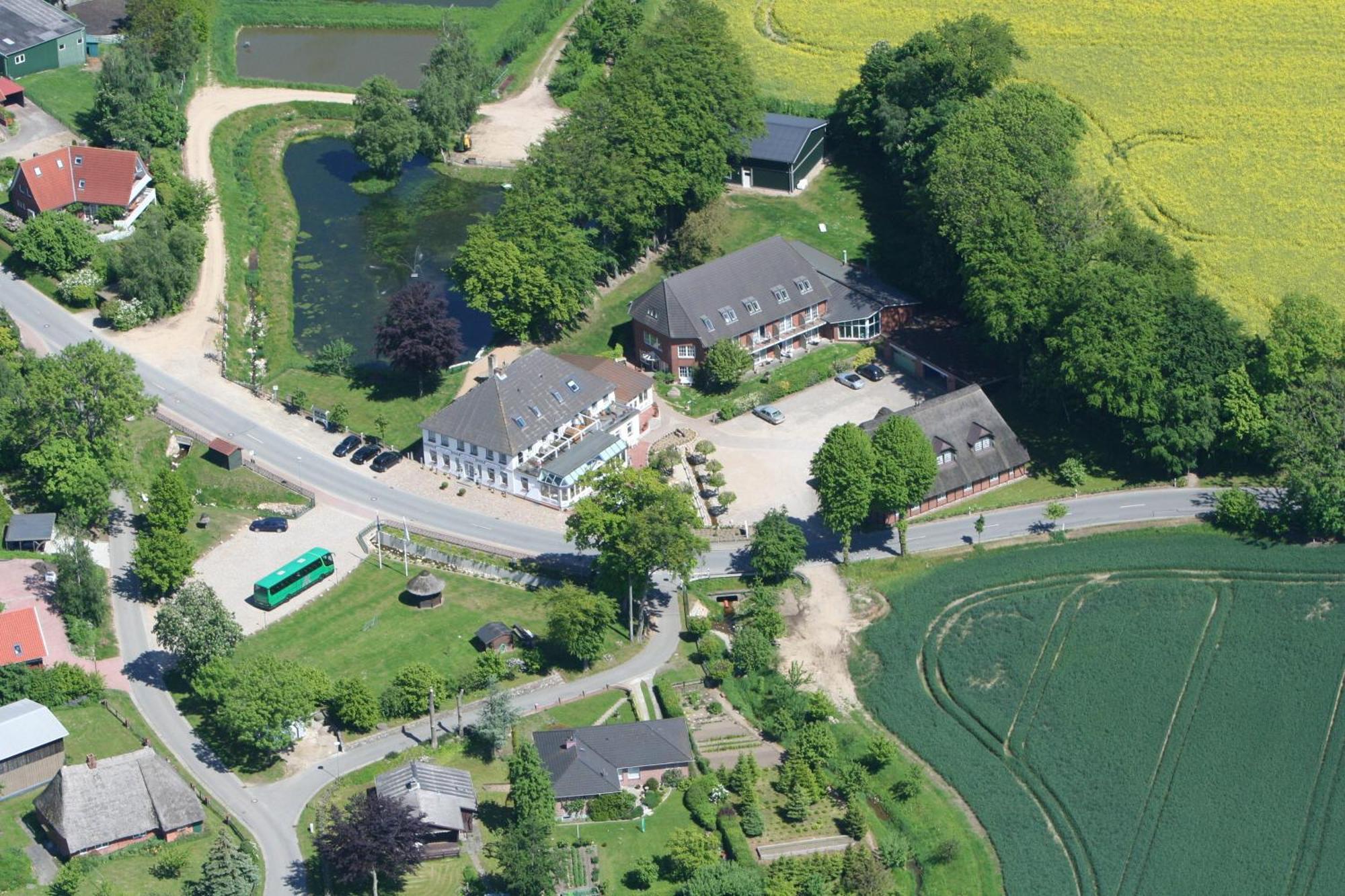 Flair Landhotel Strengliner Muehle Pronstorf Exteriör bild