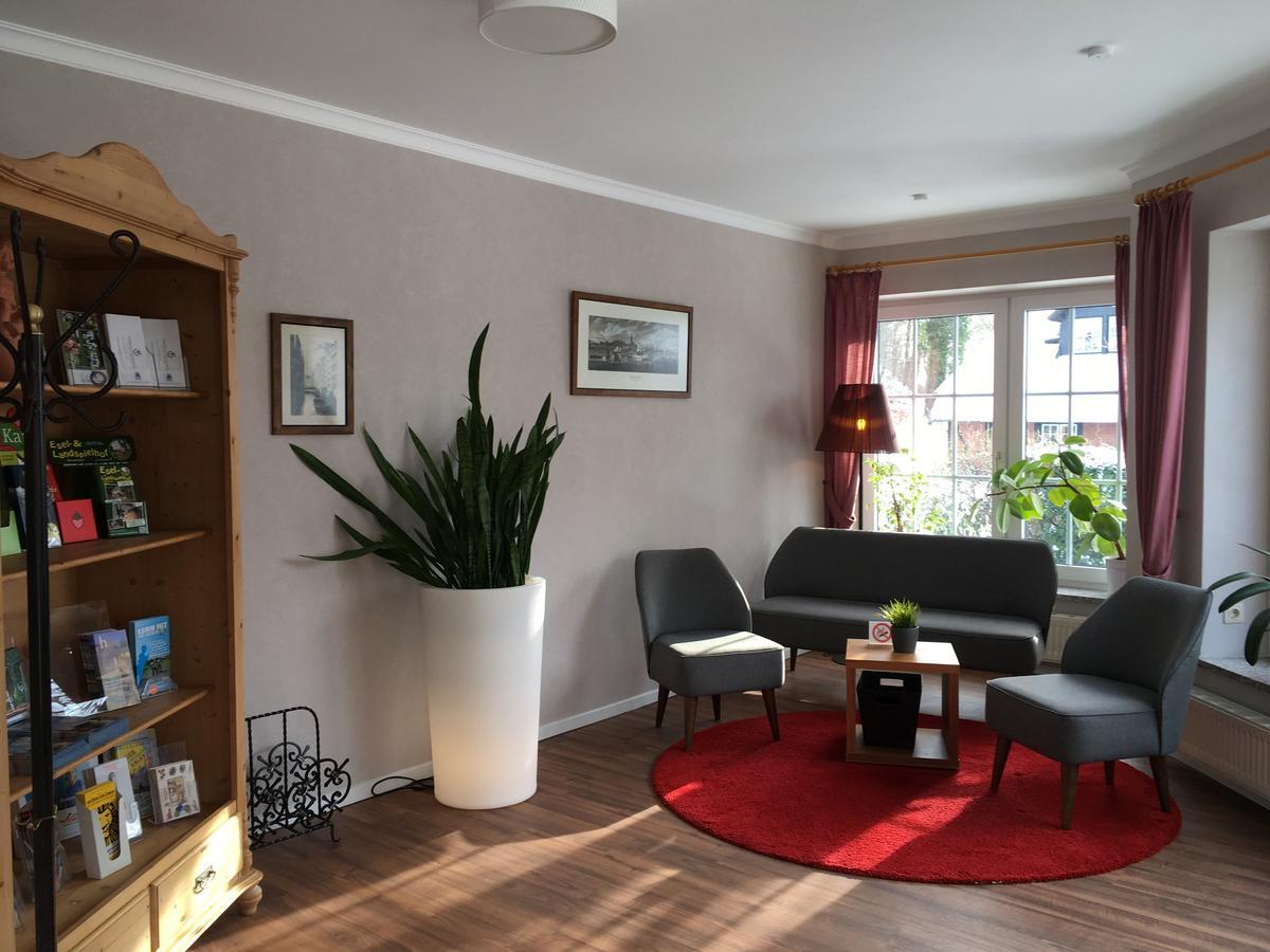 Flair Landhotel Strengliner Muehle Pronstorf Exteriör bild