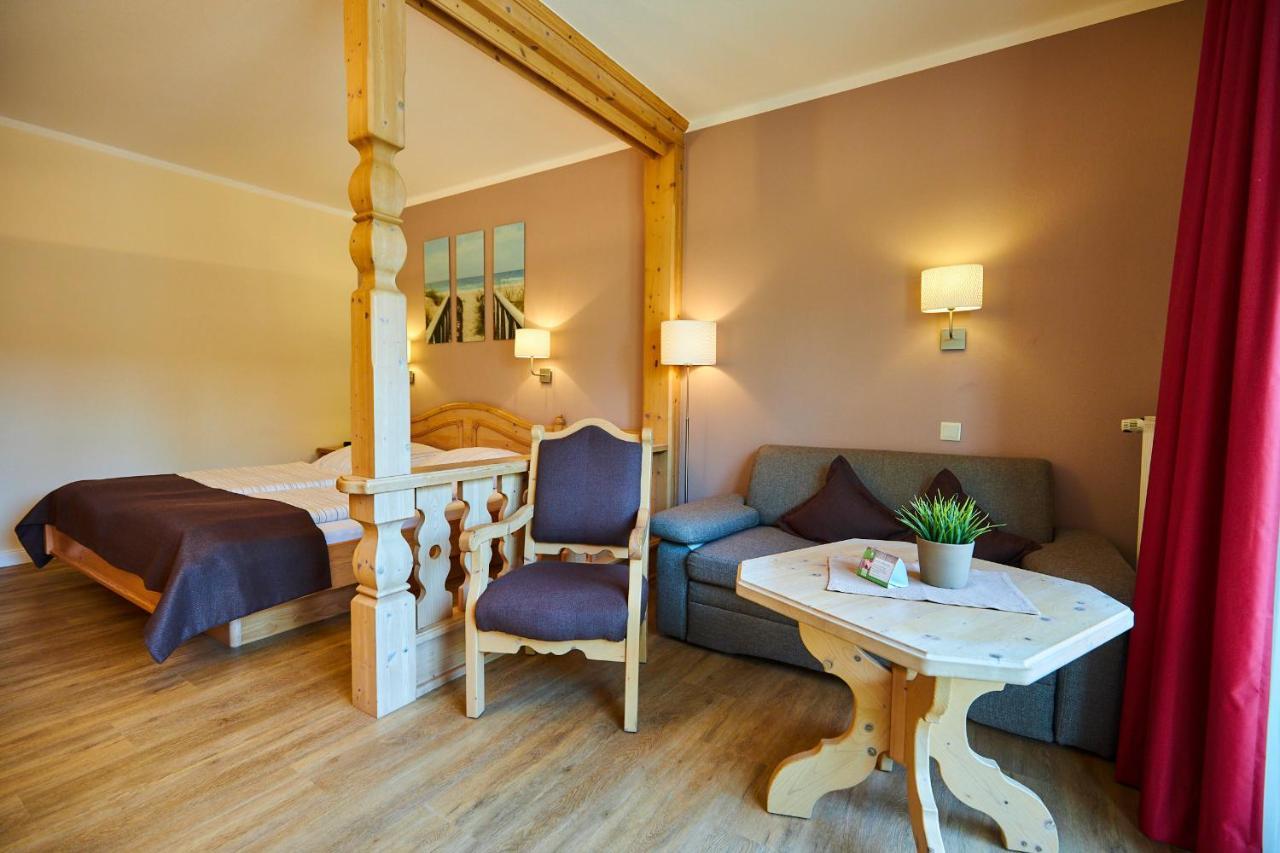 Flair Landhotel Strengliner Muehle Pronstorf Exteriör bild