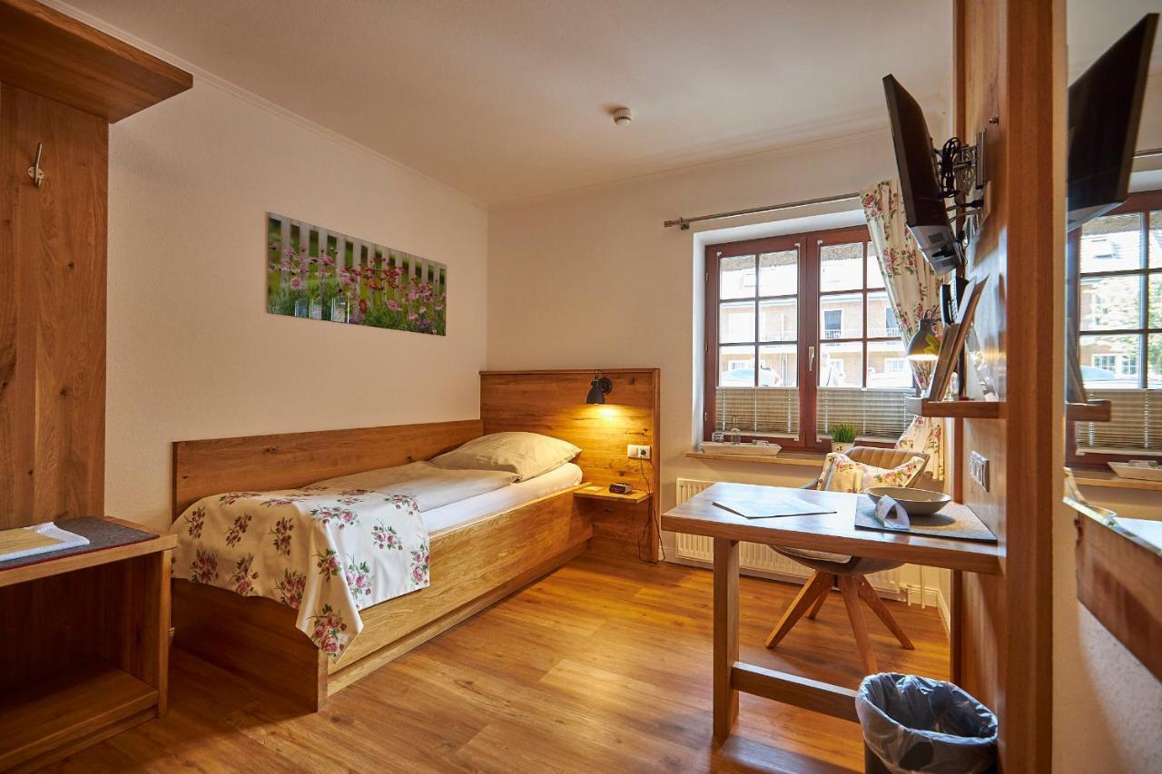 Flair Landhotel Strengliner Muehle Pronstorf Exteriör bild